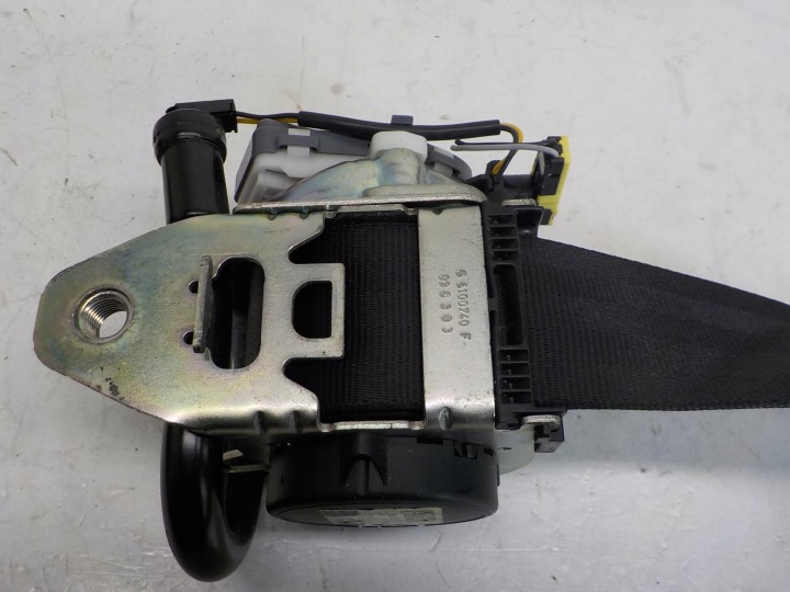 AUDI A3 8P CABRIO CEINTURE DE SÉCURITÉ TENDEUR GAUCHE AVANT 8P7857705A