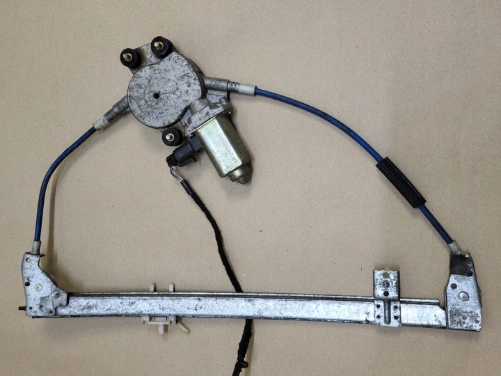 ÉLÉVATEUR VITRES AVEC PORTES DROIT AVANT PETIT MOTEUR WYTCZKA FIAT PUNTO I 5D OE EUROPE