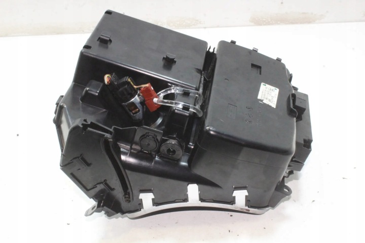 CENDRIER MERCEDES-BENZ C COUPÉ (C205) A2056801005 2.1L DIESEL 150KW