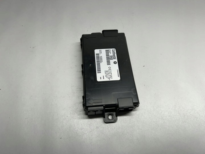 DODGE CHALLENGER MODULE BEZKLUCZYKOWY (KESSY) 68234232AB 2015 6400CM3