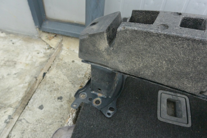 POUTRE RENFORCEMENT PARE-CHOCS AVANT AMORTISSEUR VW PASSAT CC LIFT
