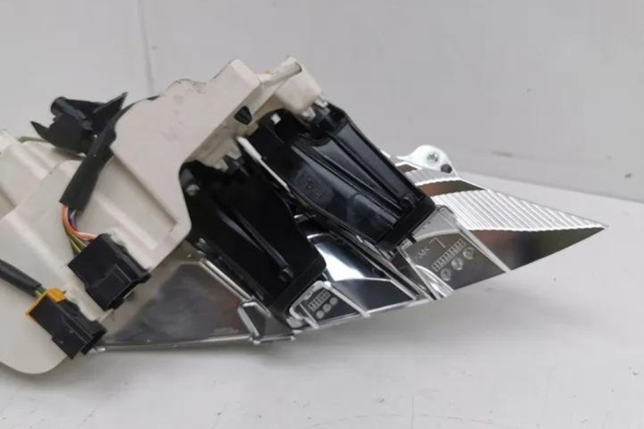 PROTECTION PHARES AVANT NISSAN QASHQAI III (J12) 9975900033 1.3L HYBRID
