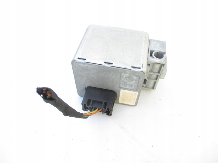RENAULT CLIO IV ORDINATEUR FUSIBLE 1XKARTA 1.2 16V JEU 12-19 ANNÉE 237103317R