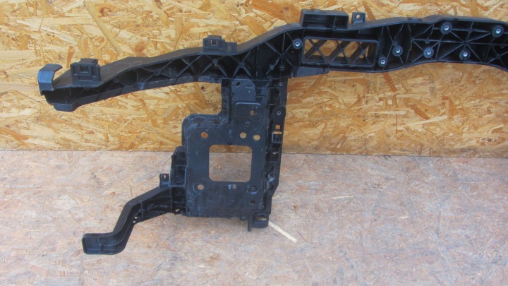 PANNEAU AVANT RENFORCEMENT AVANT HYUNDAI KONA II 64101-BE000 2023-