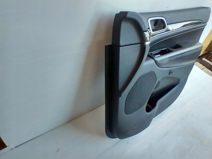 JEEP GRAND CHEROKEE WK2 COLLECTEUR PORTES DROIT AVANT GARNITURE 1ZV941X9AA