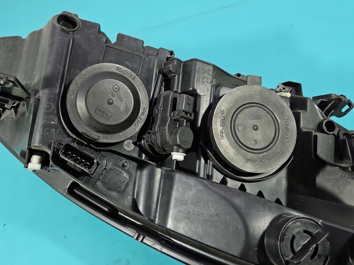 PROJECTEUR GAUCHE PHARE AVANT RENAULT SCENIC III LIFT 13-16 EUROPE