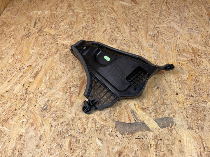 PROTECTION PLASTIQUE FARTUCHA AVANT DROIT MINI F56 7305494