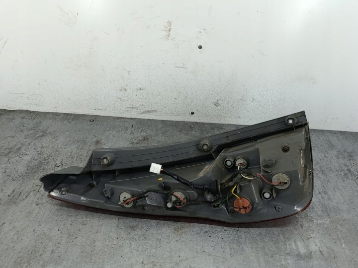 PHARE ARRIÈRE DROITE HYUNDAI I30 I CW RESTYLAGE 92402-2R1 UNIVERSEL
