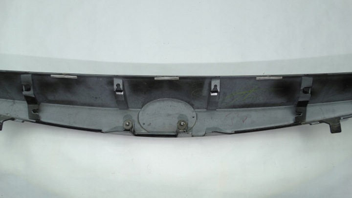 TOYOTA AURIS II 2012- BERLINE COMPACTE CACHE MOULURE COUVERCLES DE COFFRE COUVERCLES DE COFFRE 76811- 02790