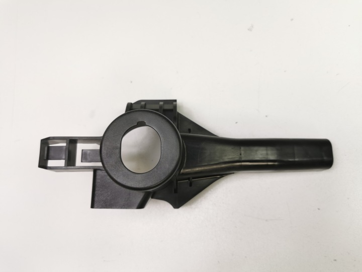 ÉLÉMENT USTALAJACY FIXATION SUPPORT RADIATEUR BAS DROIT AUDI Q5 80A805202