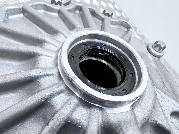 DIFFÉRENTIEL AVANT MERCEDES-BENZ AMG GT 4 X290 W290 A2213308201
