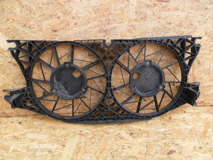 MERCEDES B-KLASSA W245 2005-OBUDOWA VENTILATEUR