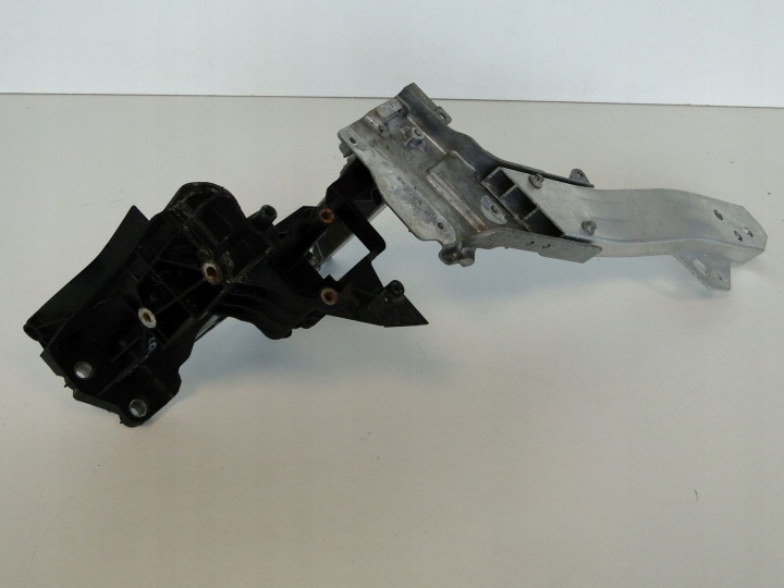 MERCEDES OCULAIRE GAUCHE SUPPORT PHARES SUPPORT PANNEAU AVANT CLS 257 W257 C257