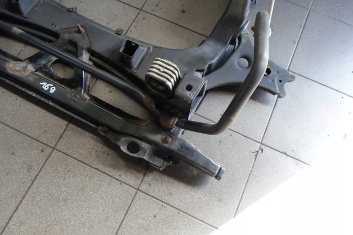 MERCEDES W245 W169 CHÂSSIS CHÂSSIS POUTRE SOUS MOTEUR AVANT 1696200687