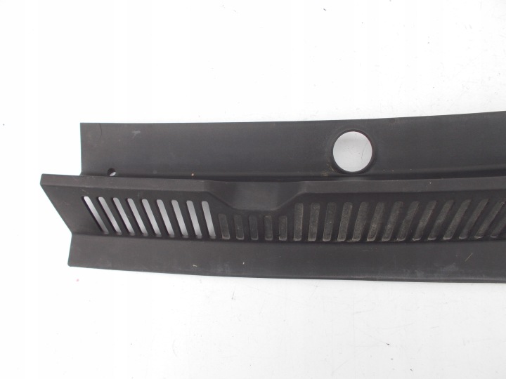 DOUBLURE DE PASSAGE DE ROUE PLASTIQUE SKODA CITYGO 1S1819403 1S1819404