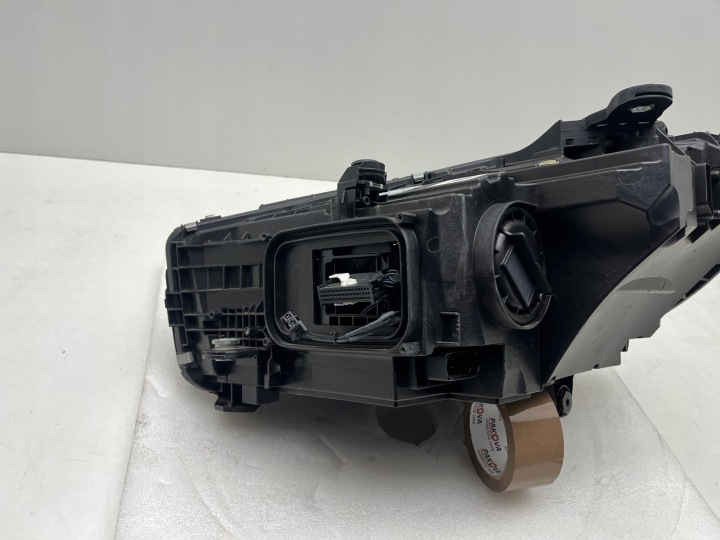 PHARE DROITE AVANT AVANT MERCEDES C CLASSE W206 A206 COMPLET LED A2069067203