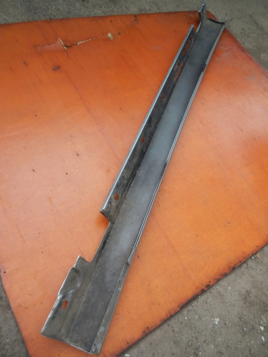 MOULURE SEUIL REVÊTEMENT GAUCHE MERCEDES W212 988