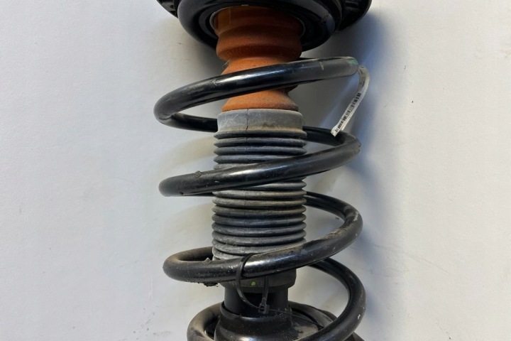 SUSPENSION GAUCHE AVANT BMW X3 (F25) 6796315 2.0L GASOLINE 135KW 2016