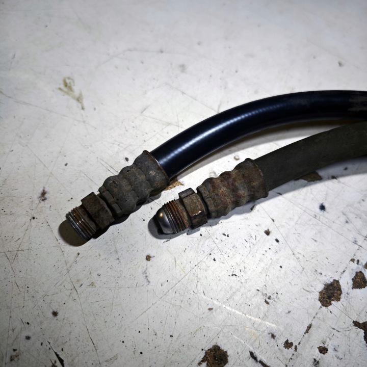 AUDI A6 C6 LIFT CONDUITES DE DÉRIVATION HUILEUX BOÎTES 4F0317819C