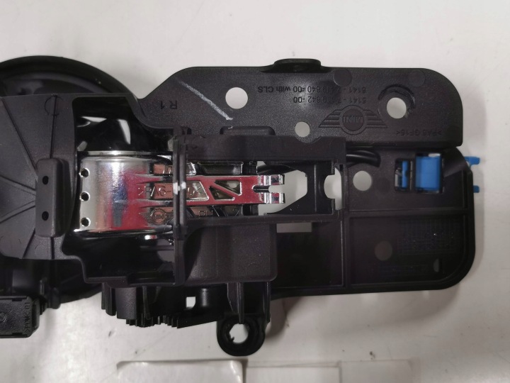 POIGNÉE POIGNÉE PORTES WEWNETRZNYCH AVANT MINI COOPER F55 DROITE 6.035