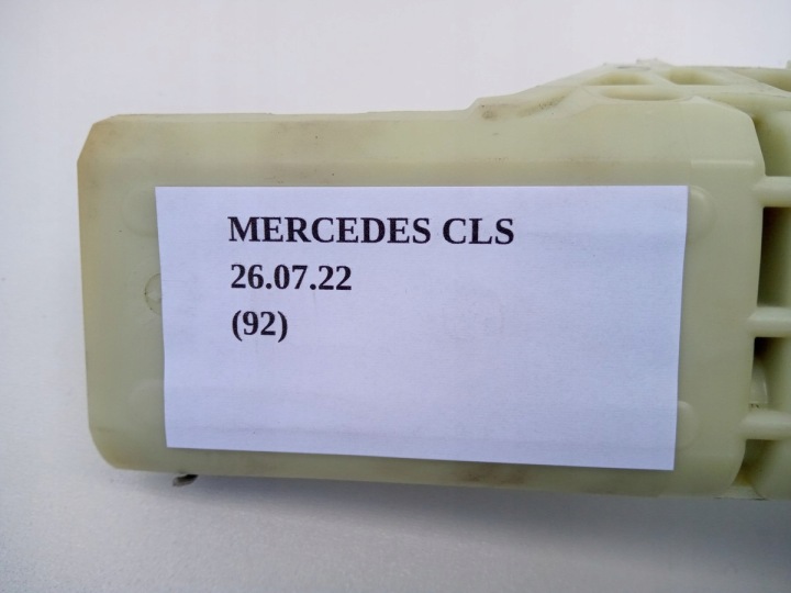MÉCANISME PETIT MOTEUR APPUI-TÊTE ARRIÈRE MERCEDES CLS W219