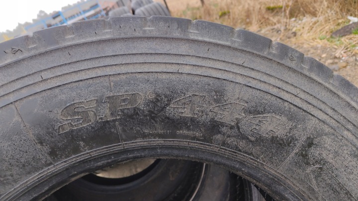 DUNLOP SP444 275/70R22.5