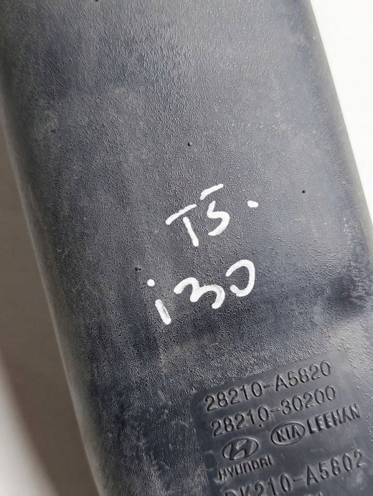 HYUNDAI I30 II 12-16 1.6 CRDI TUYAU CONDUIT D'AIR AIR DK210-A5821 28210-A5820