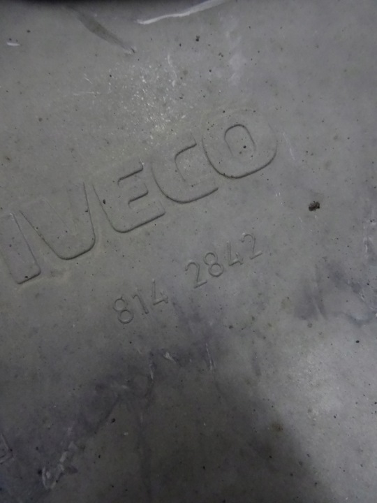 IVECO EUROCARGO 150E23 PASSAGE DE ROUE DEGRÉ DROIT