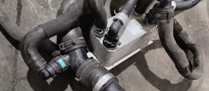 POMPE À EAU TUYAU FIL LAND RANGE ROVER VOGUE L405 L462 SPORT L494 ENSEMBLE