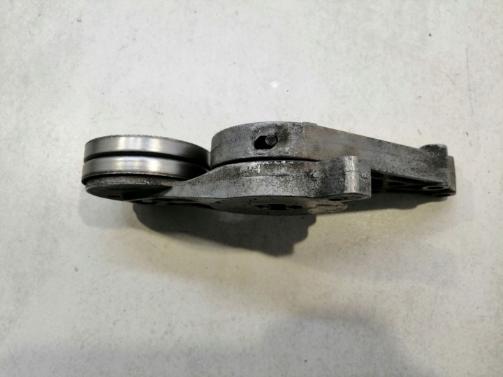 TENDEUR COURROIE CUNÉIFORME A4 B5 1.6 04423010-002