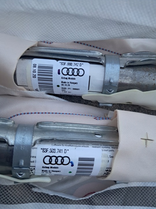 PLANCHE COURROIES COUSSINS KMP AUDI RSQ3 II 83B857067 EUROPE