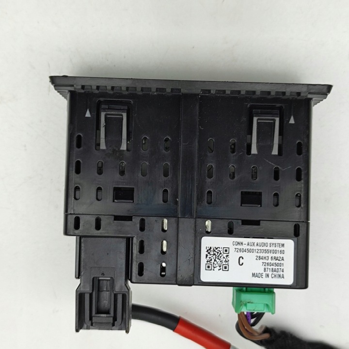 NISSAN JUKE II F16 2024 PRISE RACCORD USB