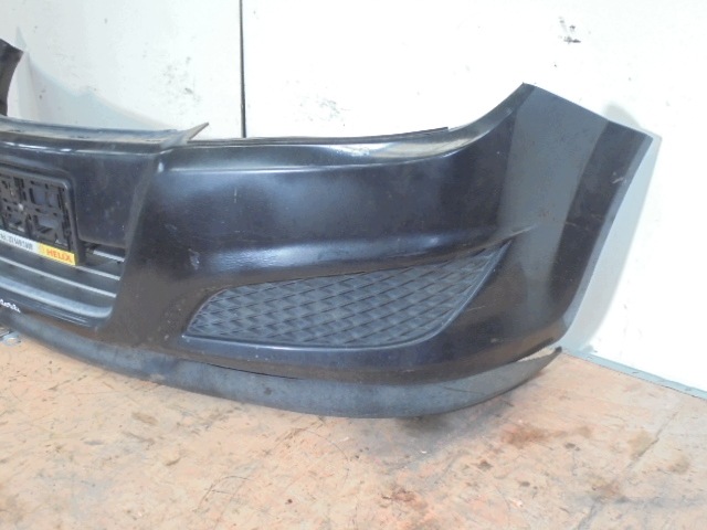 OPEL ASTRA H PARE-CHOCS AVANT