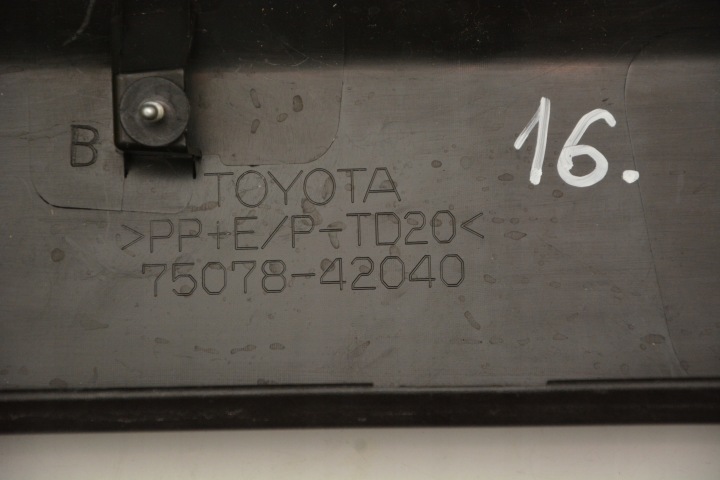MOULURE PORTES GAUCHE ARRIÈRE TOYOTA RAV4 V 19-2022R
