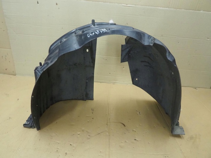 PEUGEOT 208 II 2019- GAUCHE AVANT PASSAGE DE ROUE ORIGINAL 9823309180