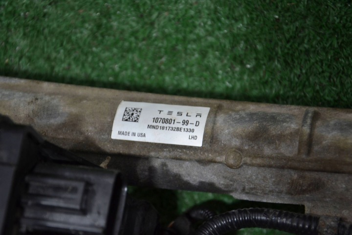 CRÉMAILLÈRE DE DIRECTION TESLA MODÈLE 3 Y 17- 1070801-99-D