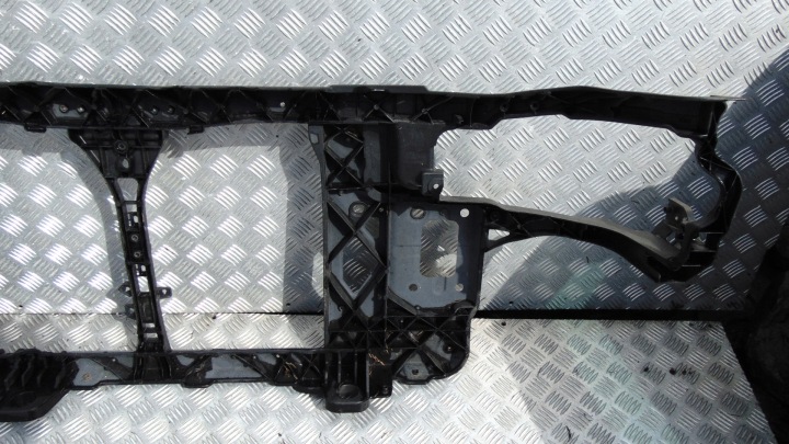 RENFORCEMENT COURROIE AVANT HYUNDAI I30 64101-2R000
