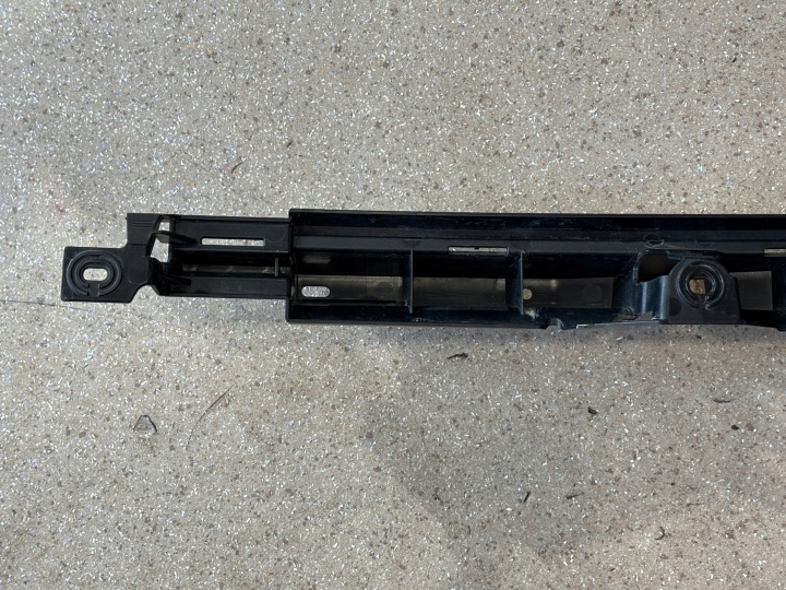 GLISSIÈRE PARE-CHOCS ARRIÈRE ARRIÈRE CÔTÉ GAUCHE BMW 3 G20 G21 5A1CC61