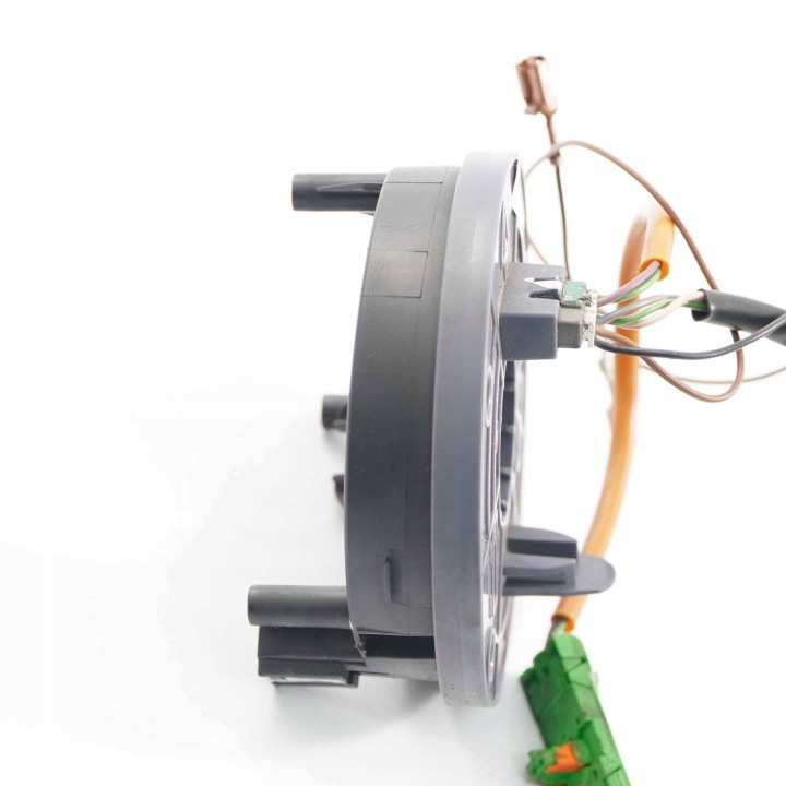 MERCEDES W639 ZWIJKA BANDE VOLANT A6394640718