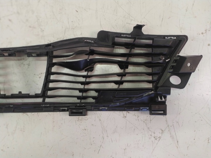 GRILLE CALANDRE GRILLE CENTRALE PEUGEOT 2008 II 2 19-23ROK 9826327480 ORIGINAL