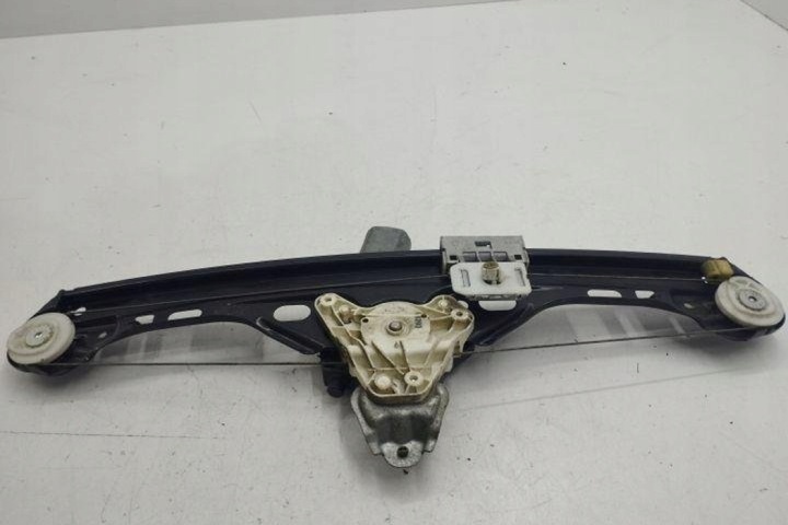 ÉLÉVATEUR VITRES ARRIÈRE DROITS PORTES MERCEDES-BENZ C (W203) A2038202942