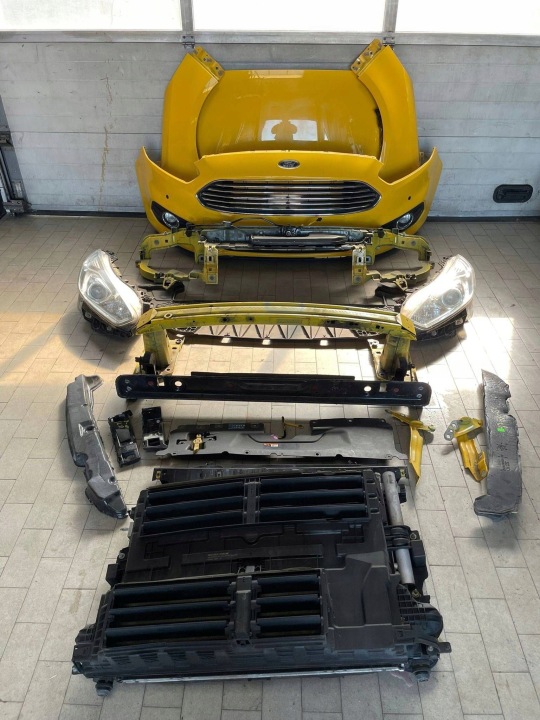 CARROSSERIE KIT FORD S-MAX EM2B-13W029-AJ
