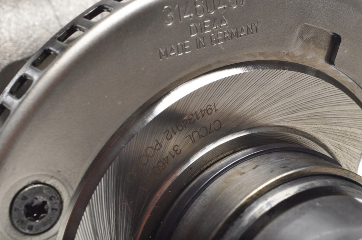 VOLVO XC60 II B5 VILEBREQUIN 31460457 31460458 31460451