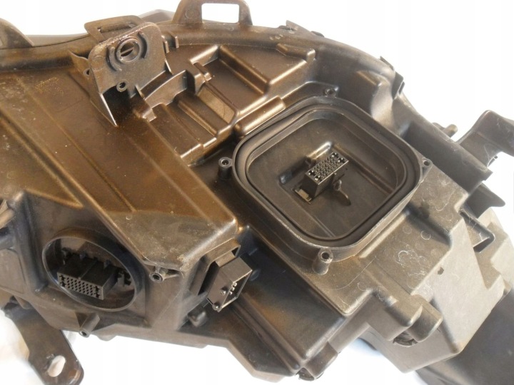 PHARE AVANT GAUCHE OPEL ASTRA K V COMPLET LED