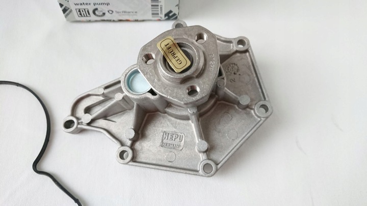 HEPU P582 POMPE À EAU REFROIDISSEMENT MOTEUR