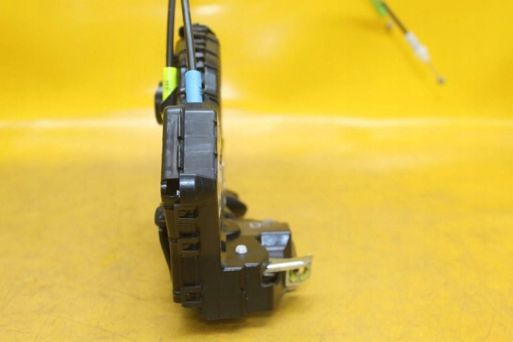 SERRURE DE PORTE GAUCHE AVANT TOYOTA AURIS I 6 GOUPILLE 6904002210 NR358