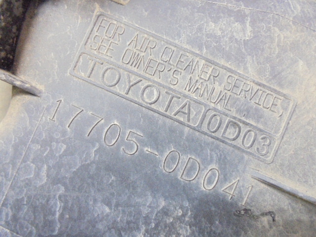 AVENSIS II T25 CHÂSSIS FILTRE AIR 17705-0D041 1,8VVTI 22204-0J010