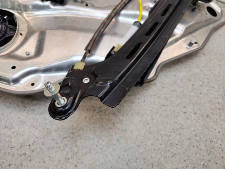 ÉLÉVATEUR MÉCANISME VITRES GAUCHE ARRIÈRE HAUT-PARLEUR MERCEDES CLS W218 C218