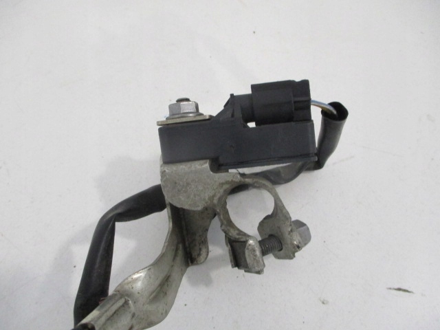 CITROEN C4 II PICASSO SERRE-CÂBLE NÉGATIVE 9827759980