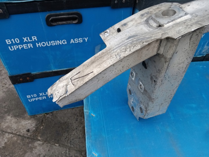 BMW 5 G30 G31 POUTRE PARE-CHOCS AVANT AVANT 738528809